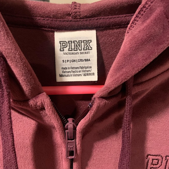 Pink velour sweatshirt - Picture 2 of 3